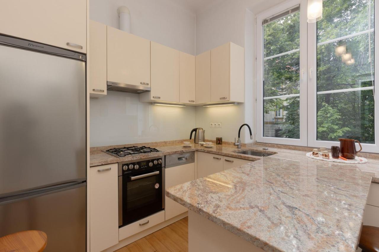 Warsaw New Town Square Apartment For 5 Guests By Noclegi Renters Εξωτερικό φωτογραφία